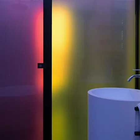 Palazzo Biancofiore, & Rooftop 奥斯图尼