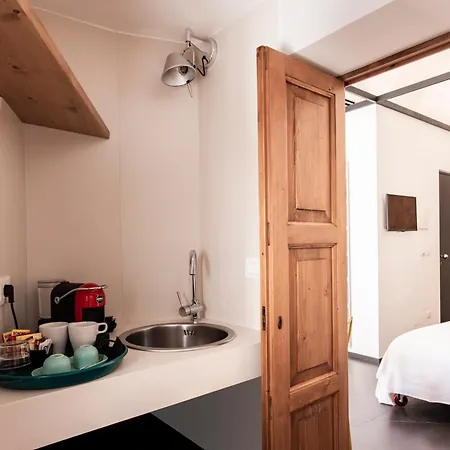 Bed and Breakfast Palazzo Biancofiore, & Rooftop